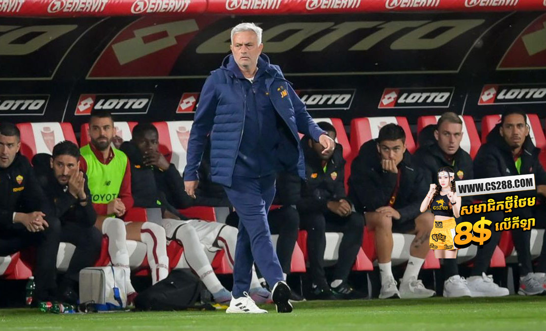 តាមពិតមូលហេតុនេះទើប Jose Mourinho សម្រេចបំពាក់វិទ្យុទាក់ទងកំឡុងដឹកនាំការប្រកួតទល់នឹង Monza​